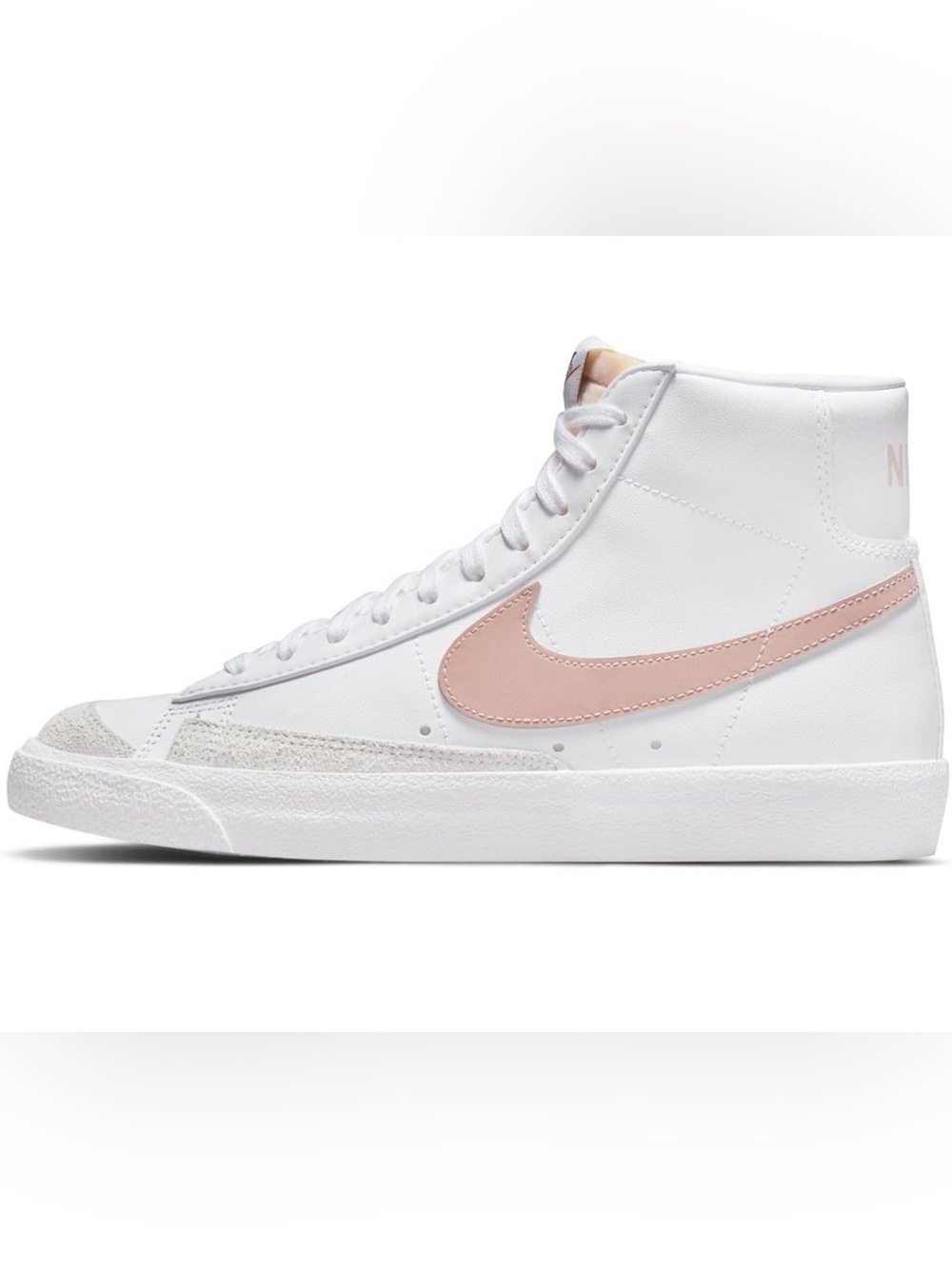 Women’s Nike Blazer 77 vintage high tops- white and pink/tan